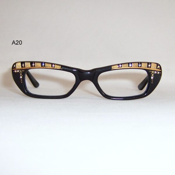 Classic 1950/60s catseye frame