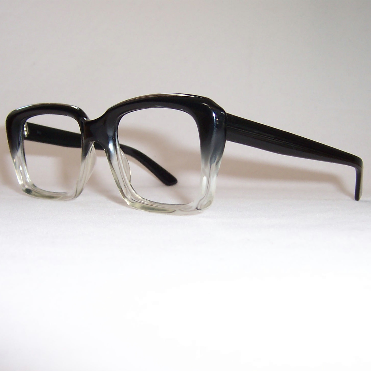 Classic 1960/70s Old School Frame | Dead Men's Spex