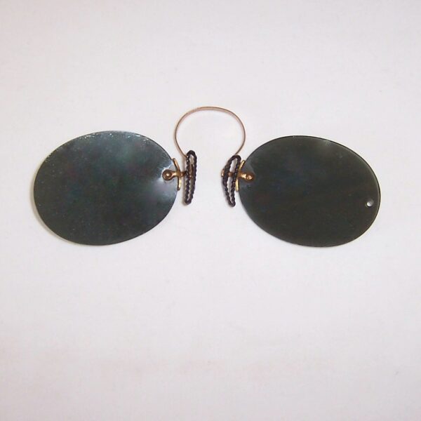 Victorian Pince Nez with original flat tinted lenses - Image 2