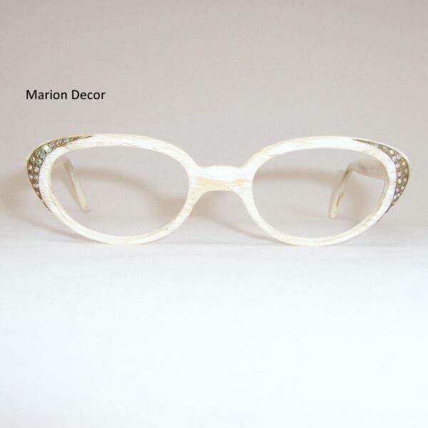 Classic 1950/60s catseye frame - Marion Decor