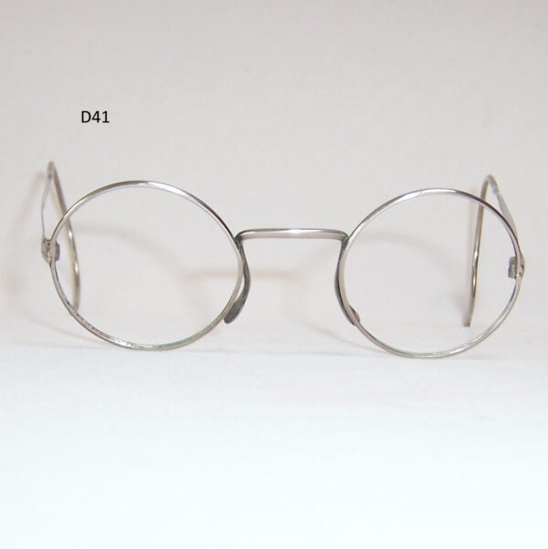1940s gas-mask spectacles