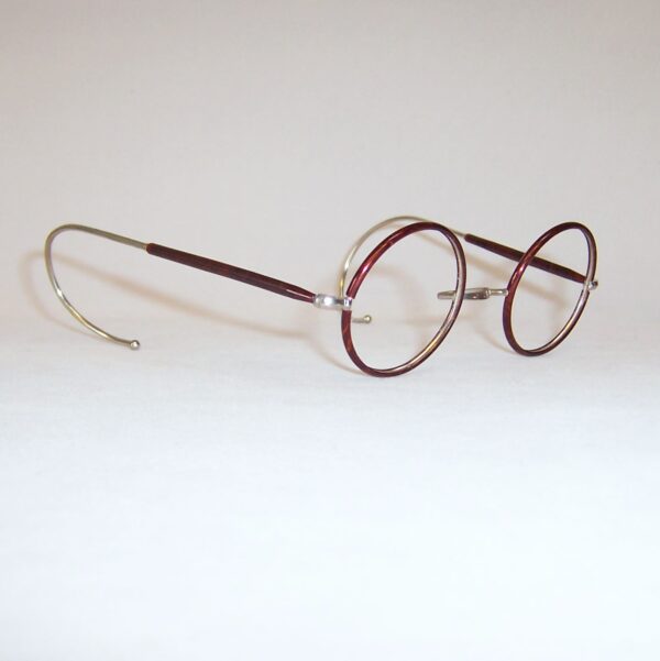 Classic nickel round eye spectacles by Algha - Image 2