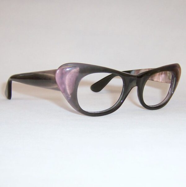 Lucite 1960s catseye frame - Image 2