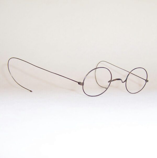 Victorian blued steel oval frame - Image 2