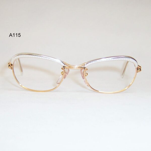 Elegant 1960/70 gold filled frame by Amor - France
