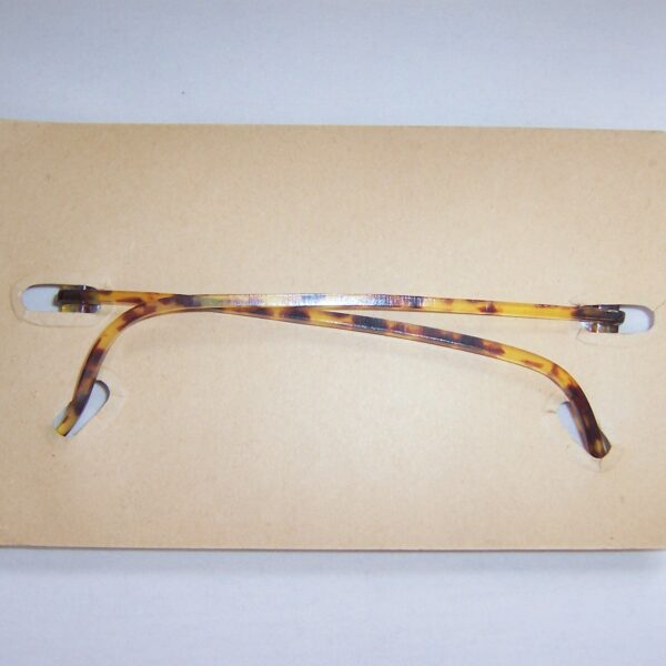 Original 1940/50s sunglasses with brown glass lenses and original sales card - Image 2