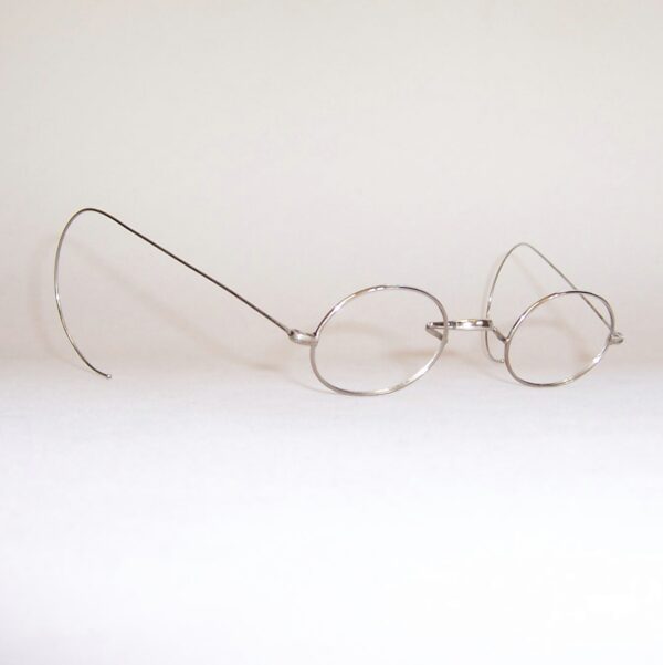 Victorian steel oval frame - Image 2