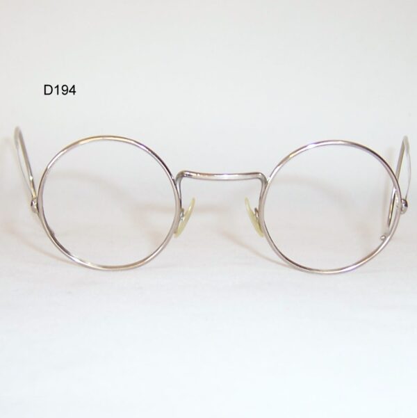1940s gas-mask spectacles