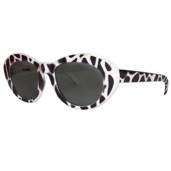 1960s Italian sunglasses with original grey glass lenses - Image 3