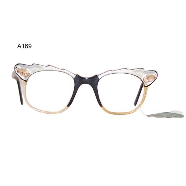 Classic 1950/60s catseye frame