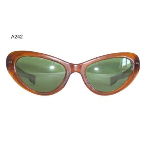 1960s Cats eye Sunglasses - Polaroid Cool Ray 120