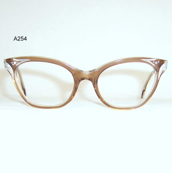Classic 1960/70s Swank catseye frame