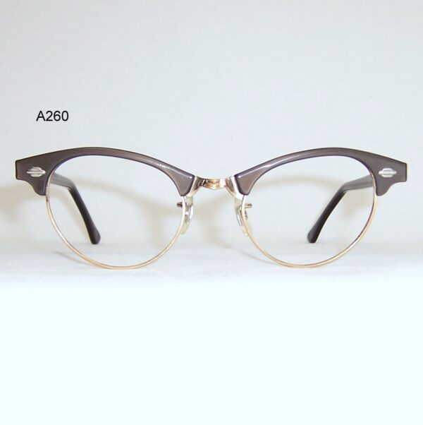 Classic 1960s Artcraft catseye frame