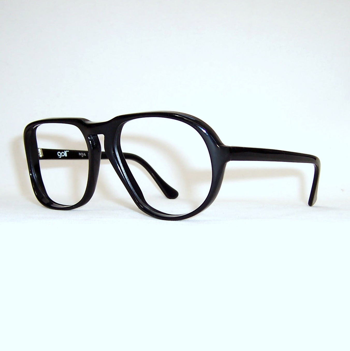 Classic 1970s Gents Spectacles - Italian Styling - Image 3